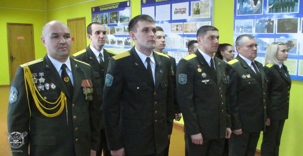 Курсы подготовки военнослужащих по военно-учетным специальностям прапорщиков