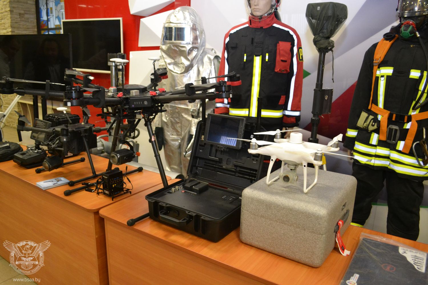 На базе Университета гражданской защиты МЧС проведено семинар-совещание по вопросам применения беспилотных летательных аппаратов БГАА