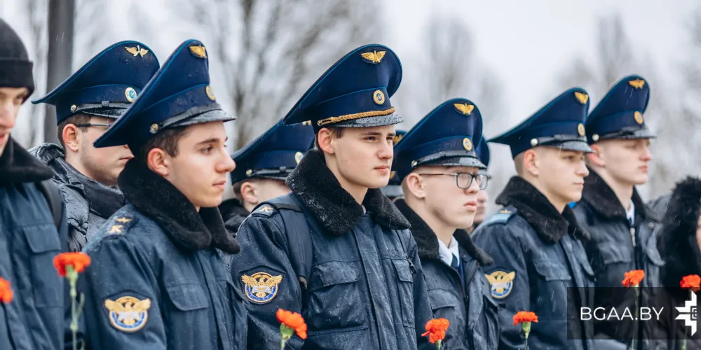 Курсанты и сотрудники БГАА приняли участие в памятном митинге