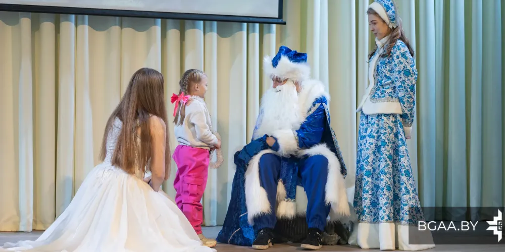 Новогодний утренник для детей сотрудников БГАА «Похищение Снегурочки»