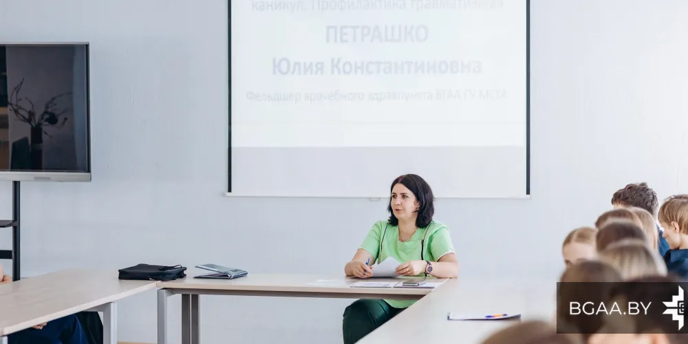 Курсантам БГАА напомнили о правилах безопасности во время летних каникул
